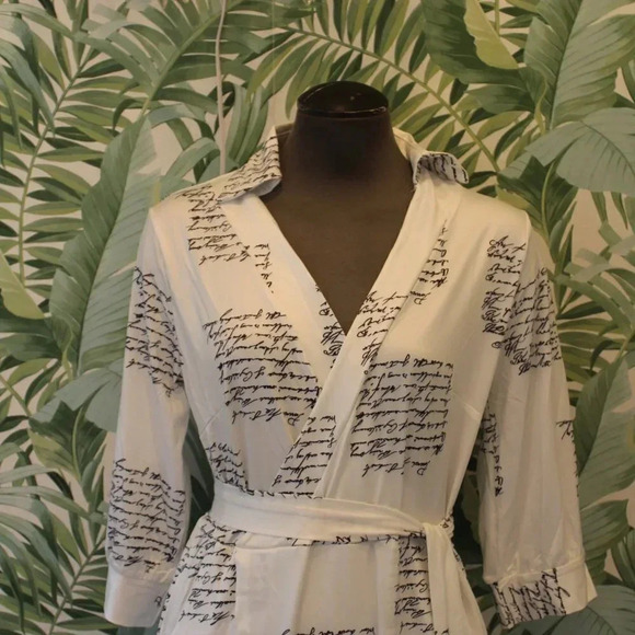 Fashion Long Sleeve V-Neck SHAPED Retro MCM Writing Printed Wrap Midi Dress - Picture 4 of 8